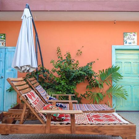 Casa Tunich Naj Panzió Valladolid  Kültér fotó