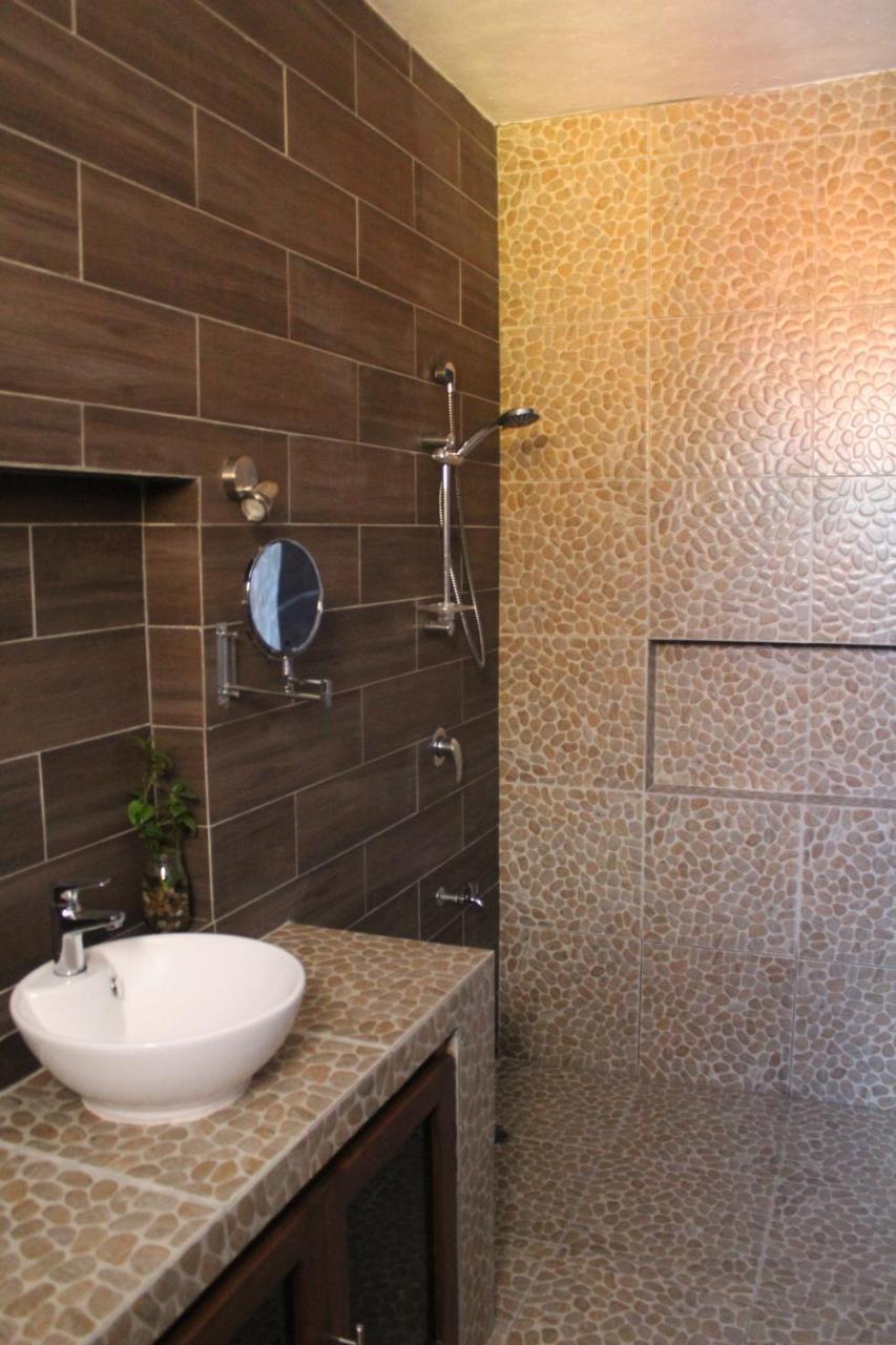 Casa Tunich Naj Panzió Valladolid  Kültér fotó